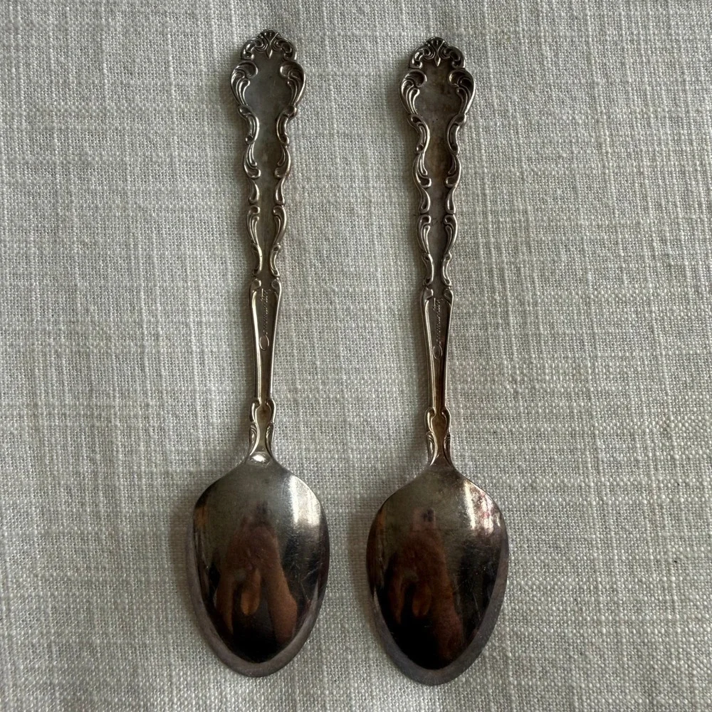 Oneida Community Silver Plate Teaspoons Set of 2 Vintage 1936 Pattern